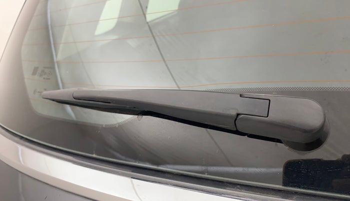 2023 Maruti Grand Vitara ZETA SMART HYBRID, Petrol, Manual, 19,902 km, Rear Wiper