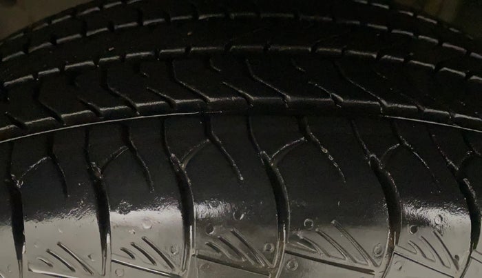 2023 Maruti Grand Vitara ZETA SMART HYBRID, Petrol, Manual, 19,902 km, Left Front Tyre Tread