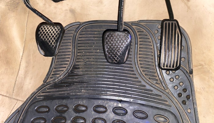 2015 Honda Amaze 1.2L I-VTEC S, Petrol, Manual, 53,394 km, Pedals