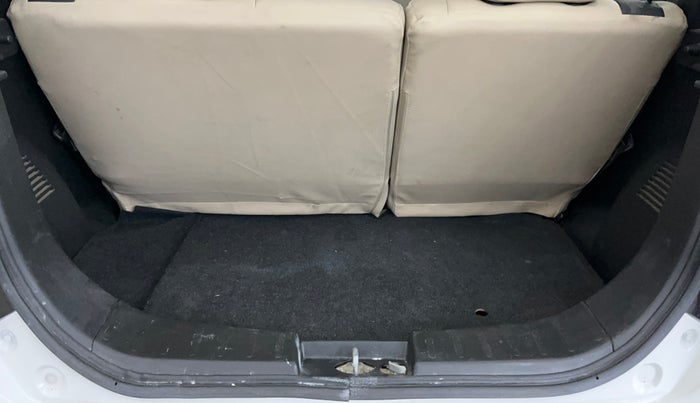 2015 Maruti Wagon R 1.0 VXI, Petrol, Manual, 56,915 km, Boot Inside