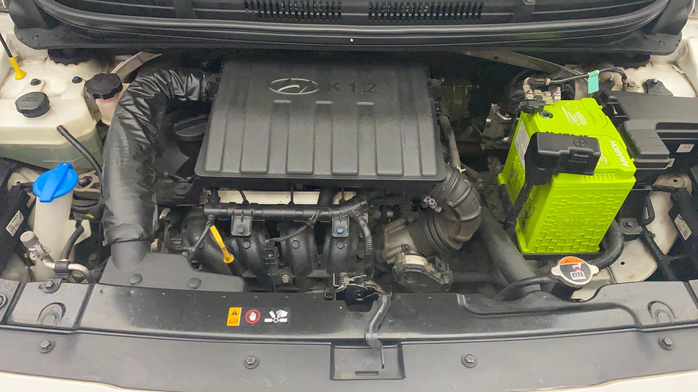 2020 Hyundai AURA SX 1.2 (O), Petrol, Manual, 26,825 km, Engine View