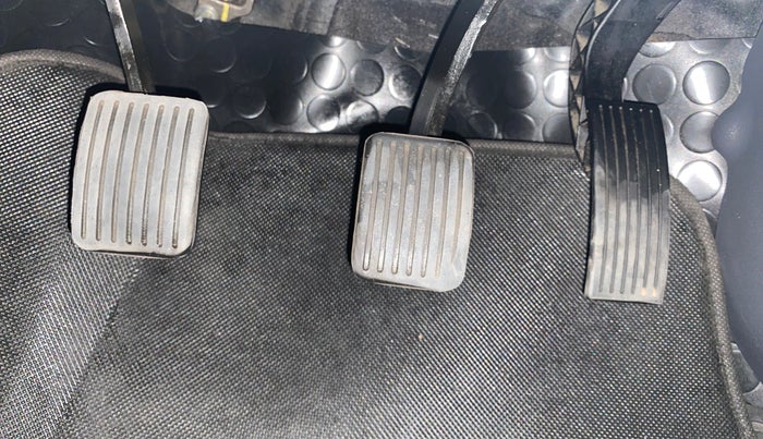 2020 Hyundai AURA SX 1.2 (O), Petrol, Manual, 26,825 km, Pedals