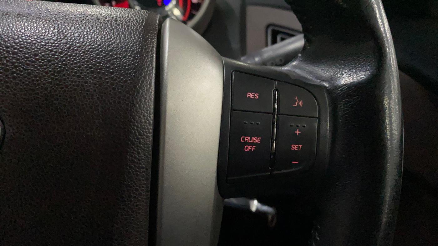 2013 Mahindra XUV500 W8, Diesel, Manual, 76,418 km, Adaptive Cruise Control