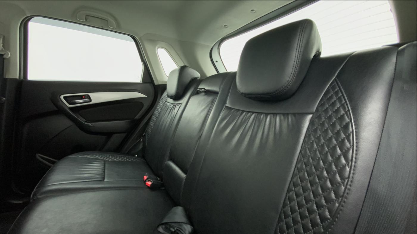 2020 Maruti Vitara Brezza ZXI+ AT SHVS, Petrol, Automatic, 20,479 km, Right Side Rear Door Cabin