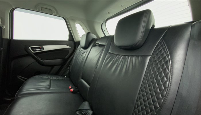 2020 Maruti Vitara Brezza ZXI+ AT SHVS, Petrol, Automatic, 20,479 km, Right Side Rear Door Cabin