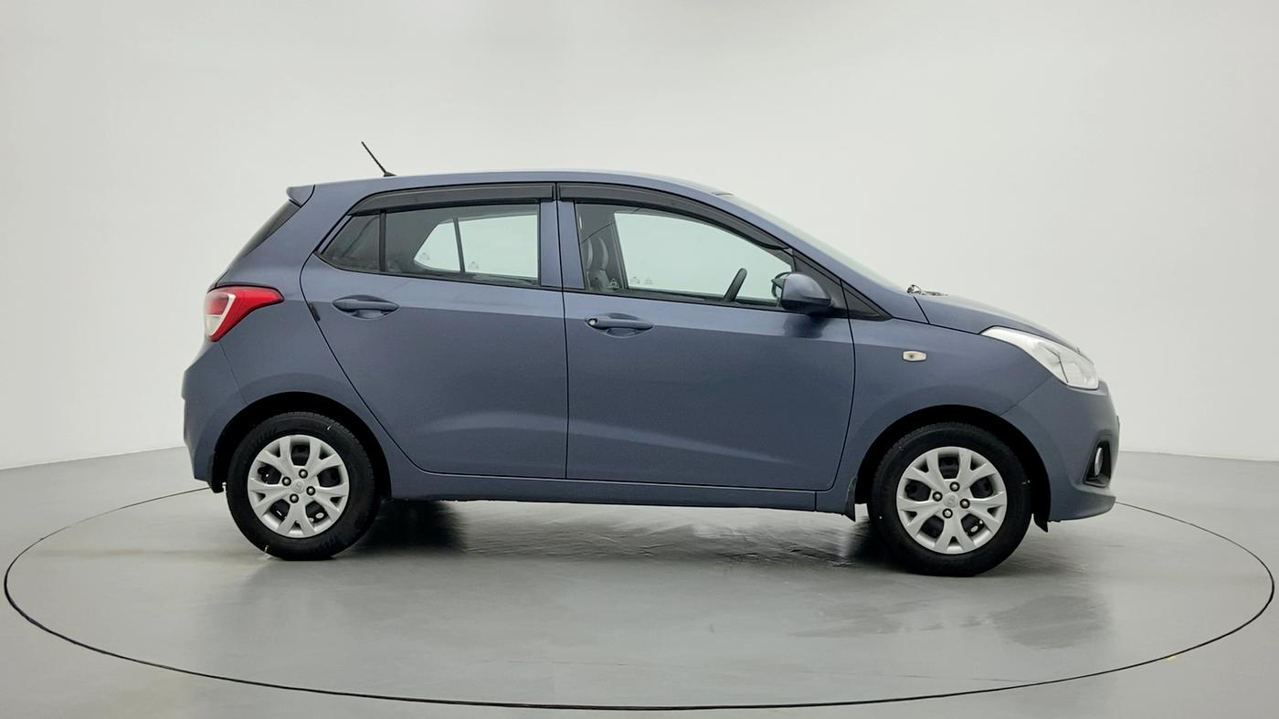 2013 Hyundai Grand i10 MAGNA 1.1 CRDI, Diesel, Manual, 63,735 km, Right Side View