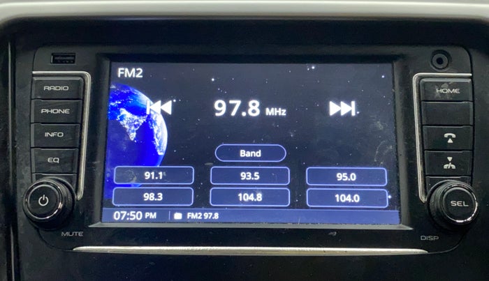 2017 Mahindra KUV 100 NXT K6+ P 6 STR, Petrol, Manual, 64,624 km, Infotainment System