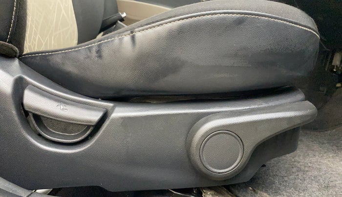 2016 Hyundai Grand i10 ASTA (O) AT 1.2 KAPPA VTVT, Petrol, Automatic, 71,494 km, Driver Side Adjustment Panel