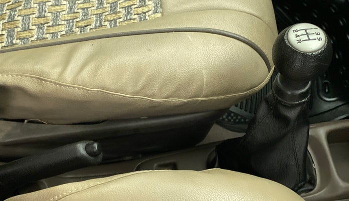 2011 Maruti Zen Estilo LXI, Petrol, Manual, 26,702 km, Gear Lever