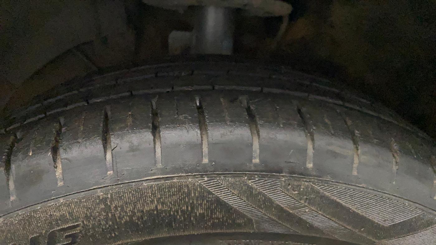 2023 Maruti Baleno ZETA PETROL 1.2, Petrol, Manual, 52,572 km, Left Front Tyre Tread