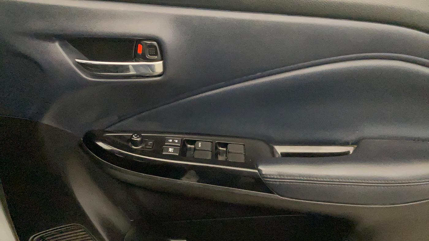 2023 Maruti Baleno ZETA PETROL 1.2, Petrol, Manual, 52,572 km, Driver Side Door Panels Control
