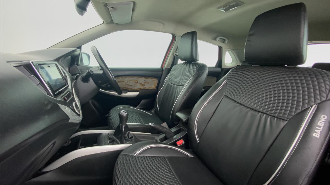 2015 Maruti Baleno ALPHA PETROL 1.2, Petrol, Manual, 77,388 km, Right Side Front Door Cabin