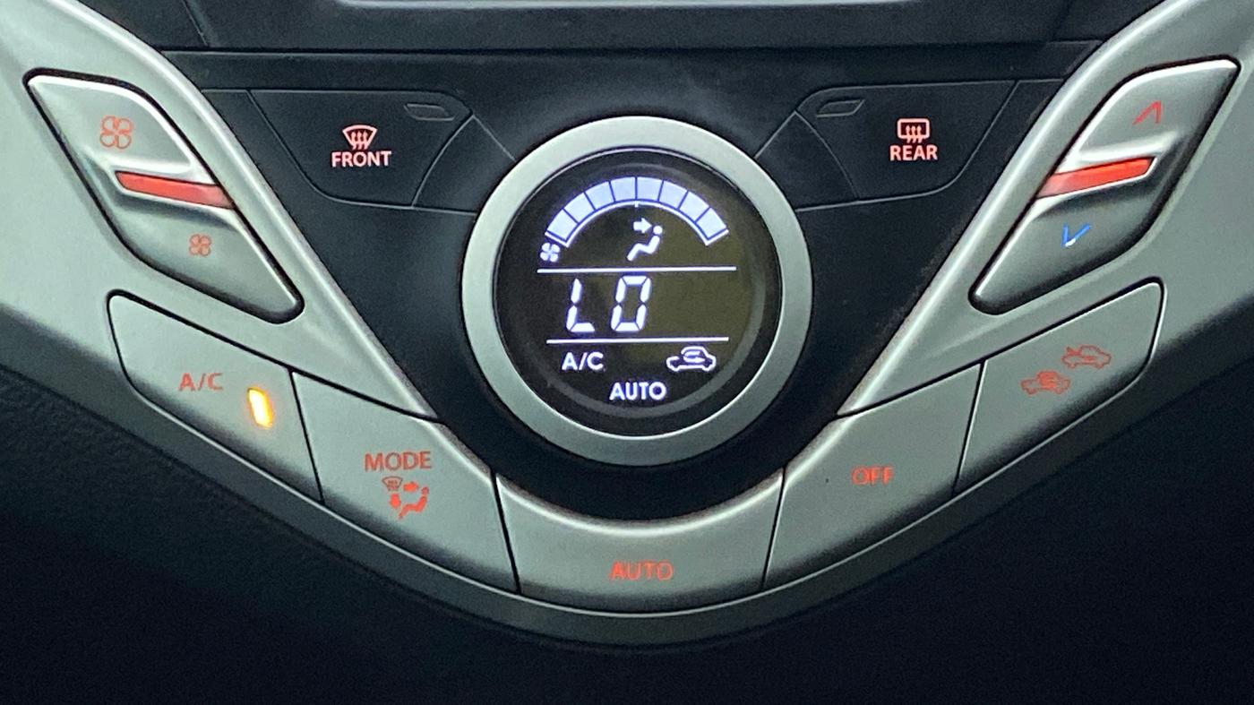 2015 Maruti Baleno ALPHA PETROL 1.2, Petrol, Manual, 77,388 km, Automatic Climate Control