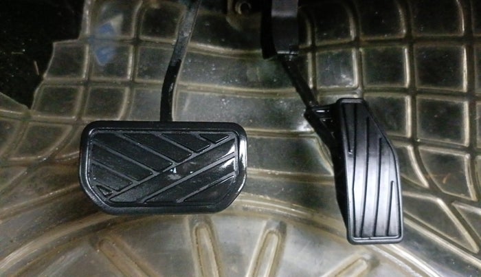 2020 Toyota Glanza V CVT, Petrol, Automatic, 68,732 km, Pedals