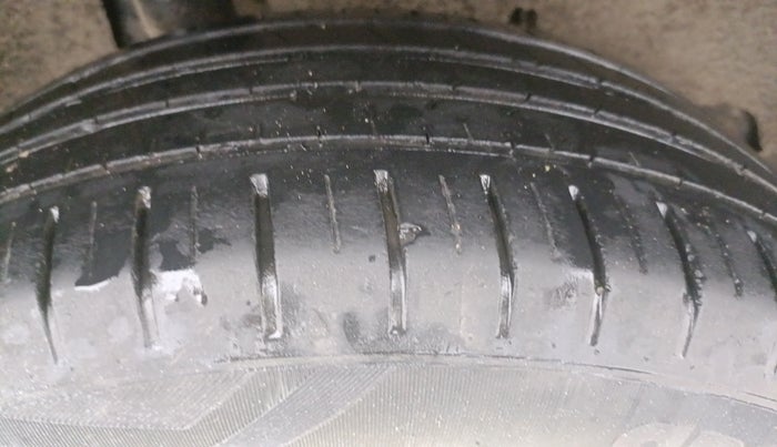 2020 Toyota Glanza V CVT, Petrol, Automatic, 68,732 km, Right Rear Tyre Tread