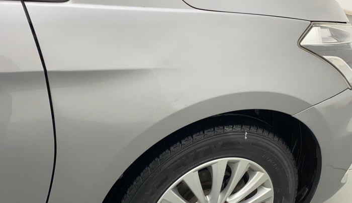 2018 Maruti Ciaz DELTA AT 1.5 SHVS PETROL, Petrol, Automatic, 39,325 km, Right fender - Slightly dented