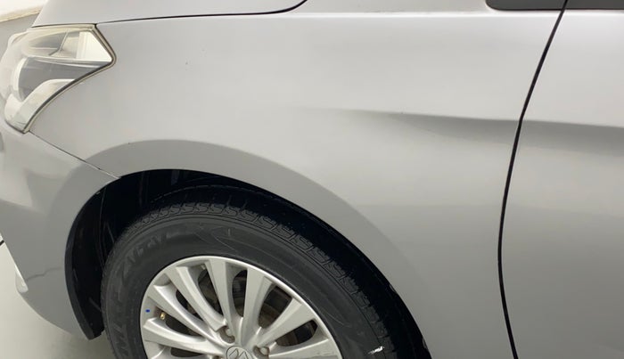 2018 Maruti Ciaz DELTA AT 1.5 SHVS PETROL, Petrol, Automatic, 39,325 km, Left fender - Slightly dented