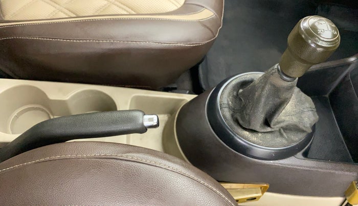 2009 Hyundai i20 MAGNA 1.2 VTVT, Petrol, Manual, 70,184 km, Gear Lever