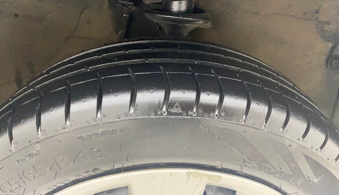 2017 Maruti Alto K10 VXI, Petrol, Manual, 68,604 km, Right Front Tyre Tread