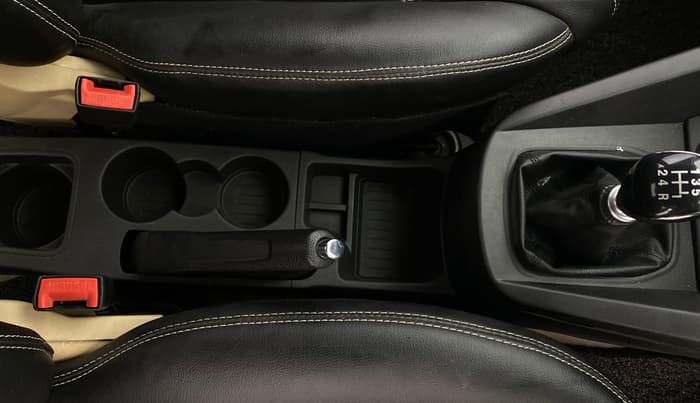 2020 Ford Figo Aspire TITANIUM PLUS 1.5 DIESEL, Diesel, Manual, 73,840 km, Gear Lever