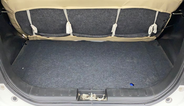 2019 Maruti Alto LXI, Petrol, Manual, 30,679 km, Boot Inside