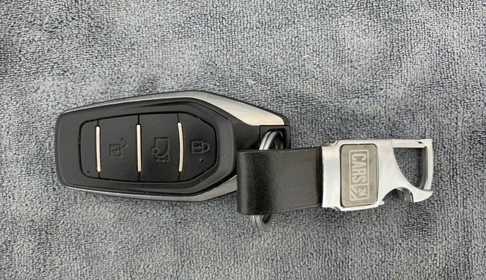 2019 Mahindra XUV500 W9, Diesel, Manual, 57,814 km, Key Close Up
