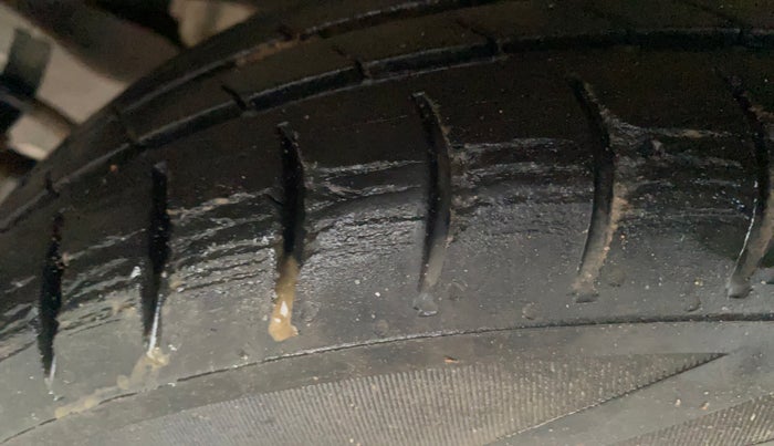 2021 Maruti Alto VXI, CNG, Manual, 47,644 km, Left Rear Tyre Tread