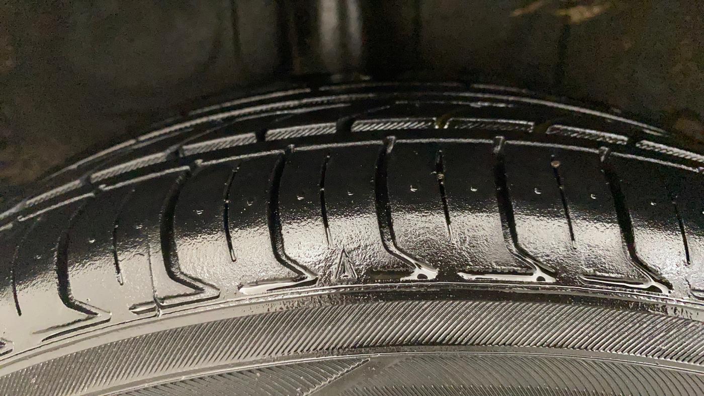 2013 Toyota Etios G, Petrol, Manual, 83,037 km, Right Rear Tyre Tread