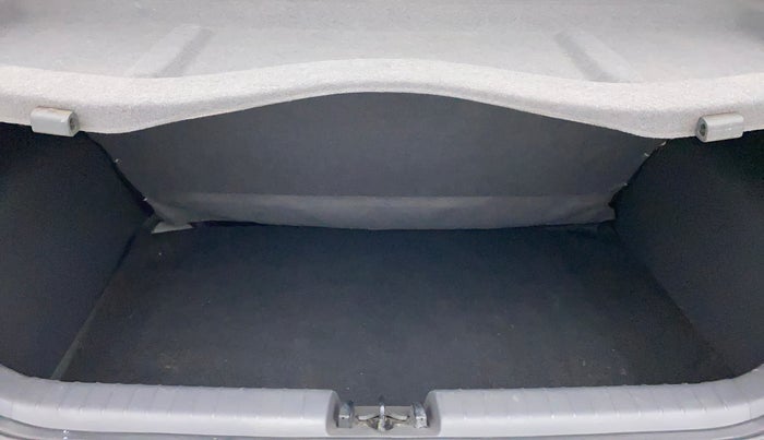 2021 Hyundai GRAND I10 NIOS SPORTZ AMT 1.2 KAPPA VTVT, Petrol, Automatic, 17,916 km, Boot Inside