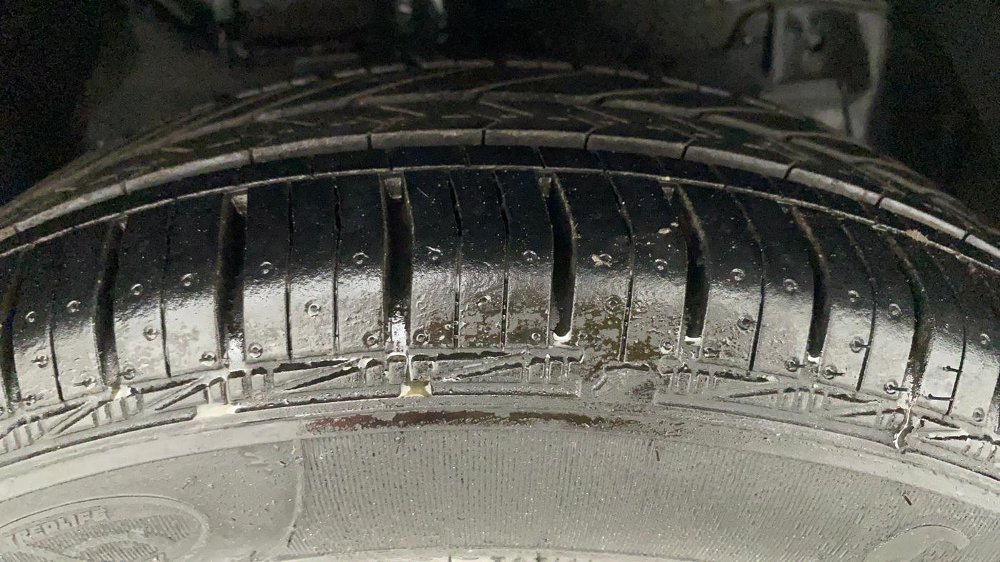 2018 Tata Zest XE PETROL, CNG, Manual, 57,554 km, Right Front Tyre Tread