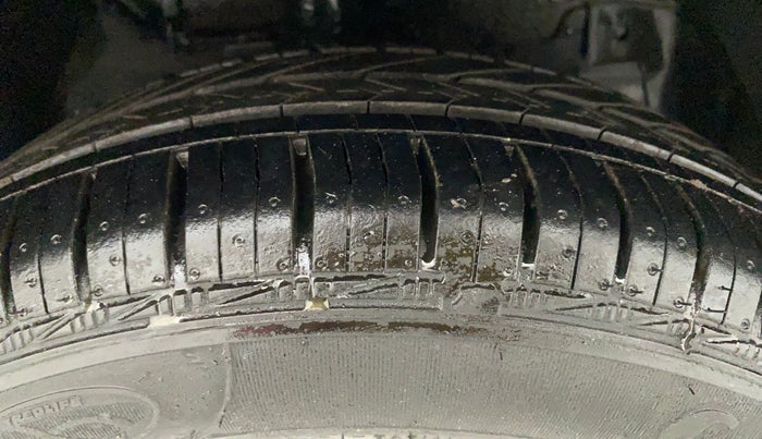 2018 Tata Zest XE PETROL, CNG, Manual, 57,554 km, Right Front Tyre Tread