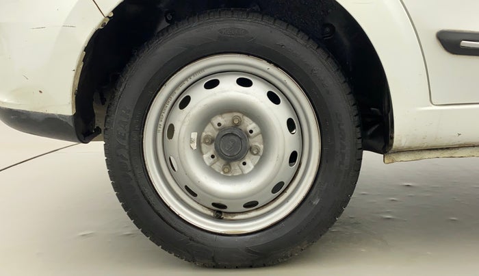 2018 Tata Zest XE PETROL, CNG, Manual, 57,554 km, Right Rear Wheel