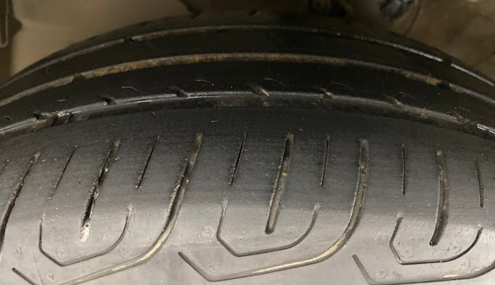 2016 Honda City V MT PETROL, Petrol, Manual, 85,175 km, Left Front Tyre Tread