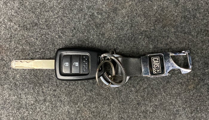 2016 Honda City V MT PETROL, Petrol, Manual, 85,175 km, Key Close Up