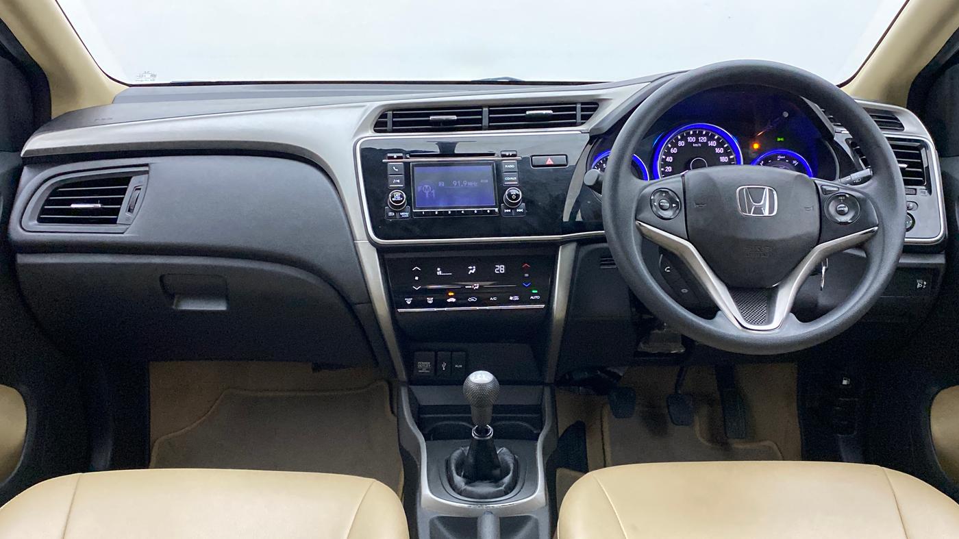 2016 Honda City V MT PETROL, Petrol, Manual, 85,175 km, Dashboard