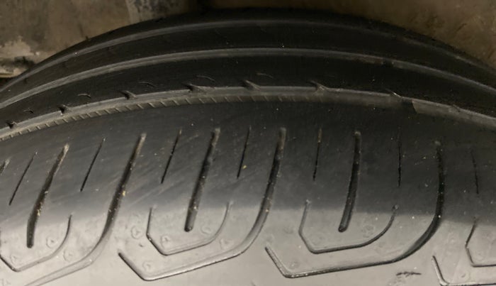 2016 Honda City V MT PETROL, Petrol, Manual, 85,175 km, Right Rear Tyre Tread