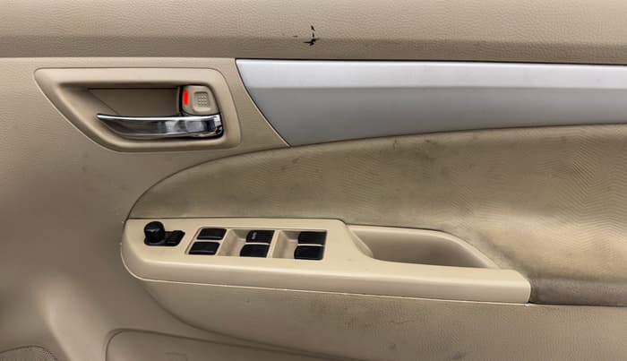 2016 Maruti Ertiga VXI CNG, CNG, Manual, 99,370 km, Driver Side Door Panels Control