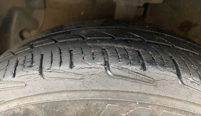 2019 Hyundai Grand i10 SPORTZ 1.2 KAPPA VTVT, Petrol, Manual, 77,958 km, Left Front Tyre Tread