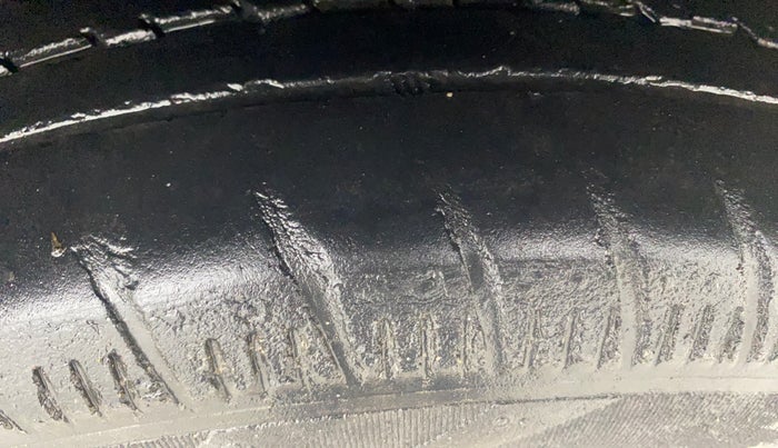 2018 Maruti Celerio ZXI AMT, Petrol, Automatic, 45,788 km, Right Front Tyre Tread