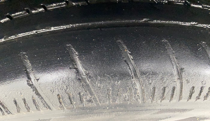 2018 Maruti Celerio ZXI AMT, Petrol, Automatic, 45,788 km, Left Front Tyre Tread