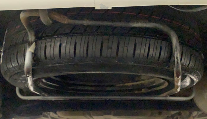 2013 Maruti Ertiga VXI, CNG, Manual, 66,702 km, Spare Tyre