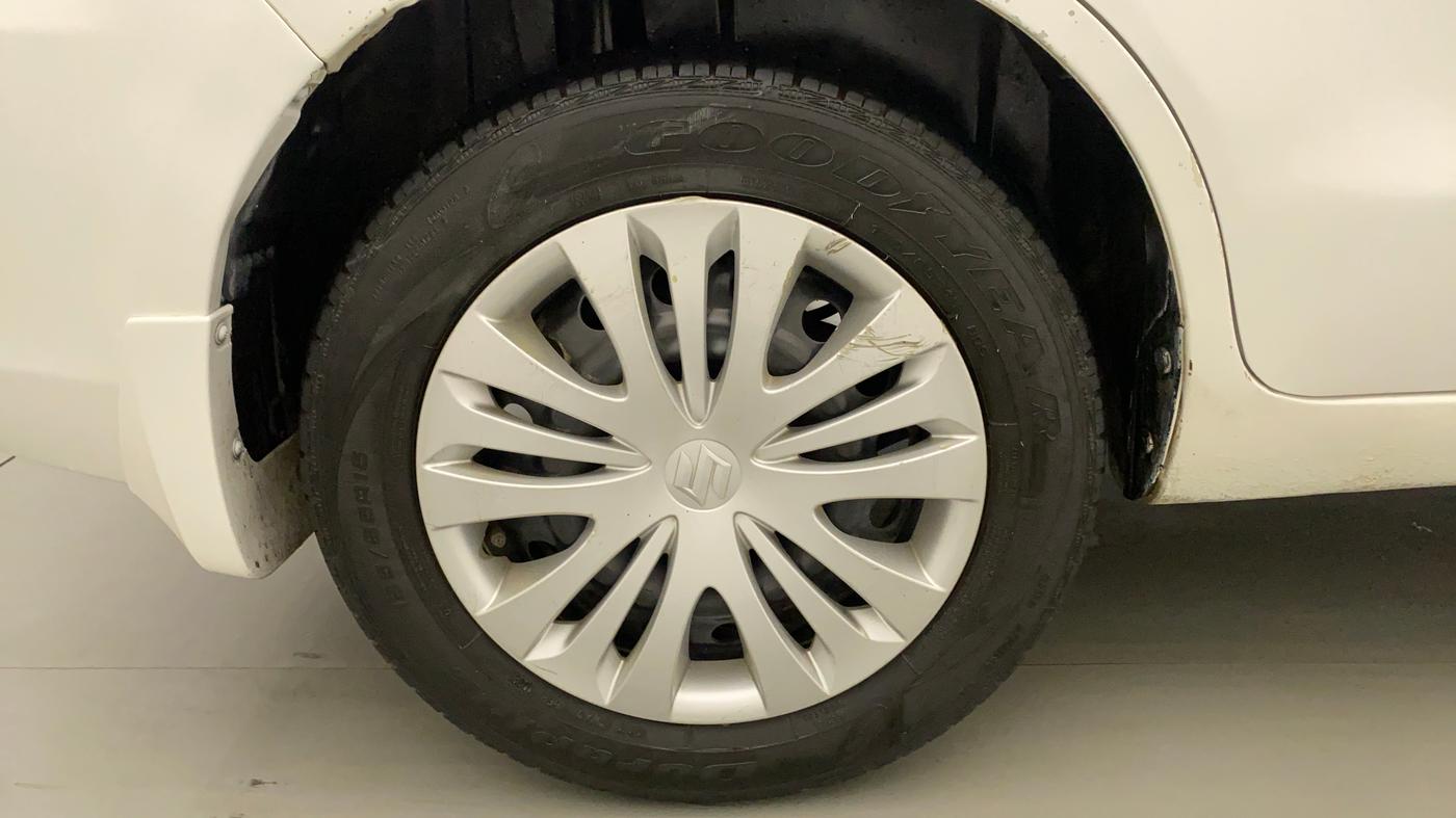 2013 Maruti Ertiga VXI, CNG, Manual, 66,702 km, Right Rear Wheel
