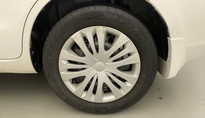 2013 Maruti Ertiga VXI, CNG, Manual, 66,702 km, Left Rear Wheel