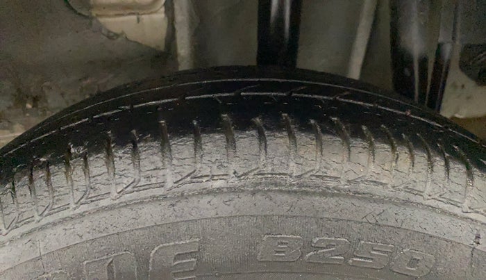 2017 Tata Tiago XM PETROL, Petrol, Manual, 54,944 km, Left Rear Tyre Tread