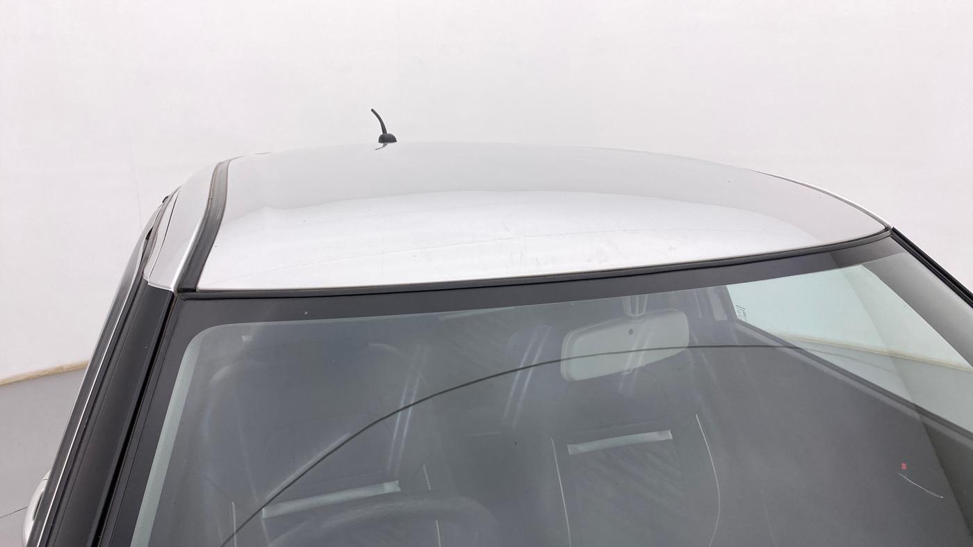 2022 Maruti Swift VXI, Petrol, Manual, 23,808 km, Roof