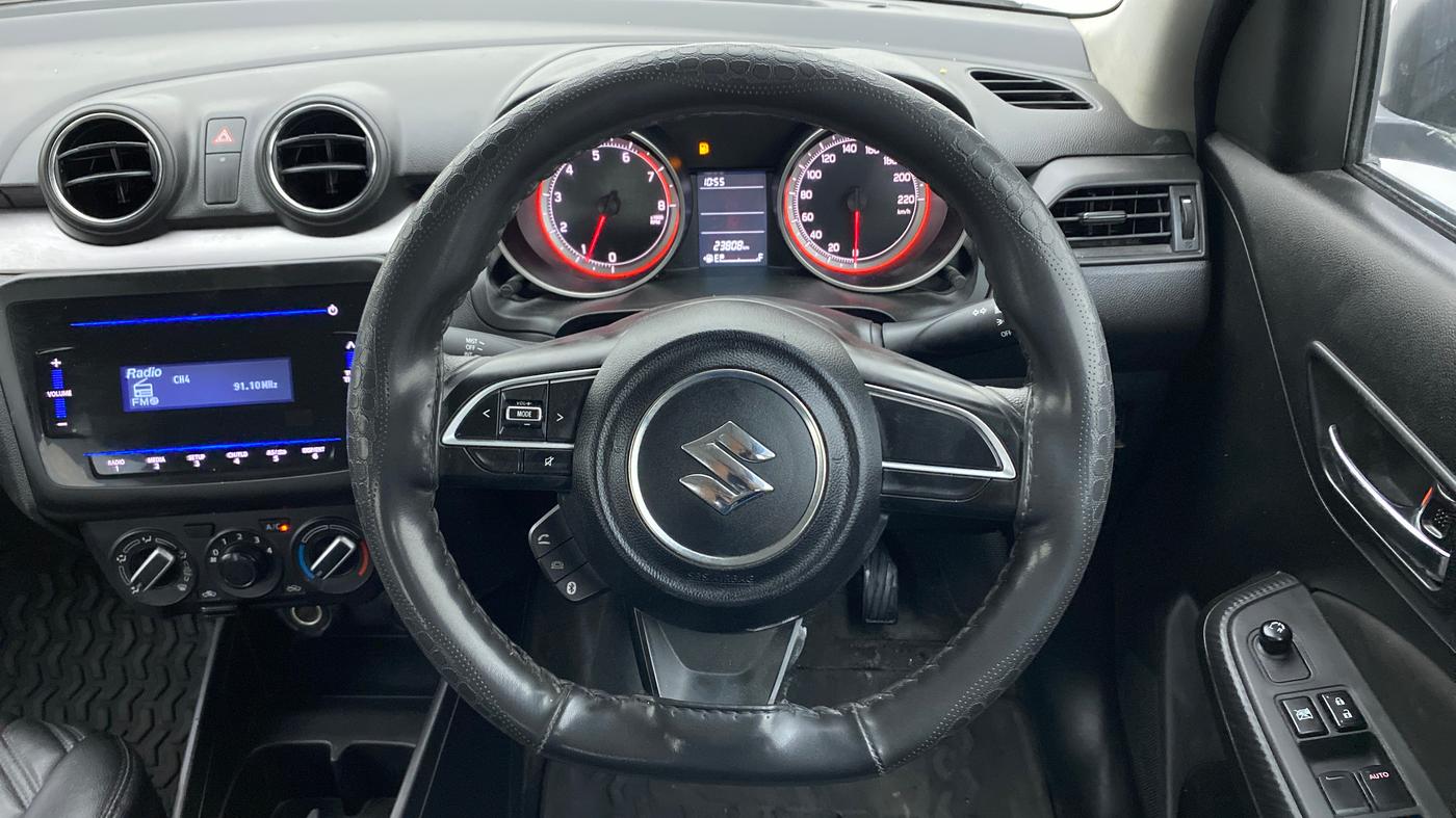 2022 Maruti Swift VXI, Petrol, Manual, 23,808 km, Steering Wheel Close Up