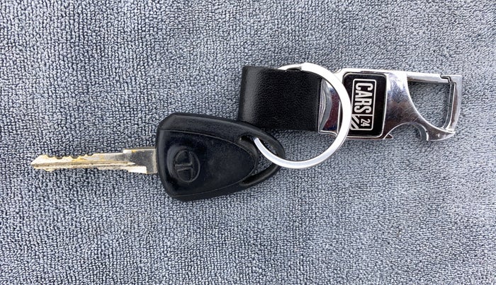 2016 Tata Nano TWIST XTA, Petrol, Automatic, 24,580 km, Key Close Up
