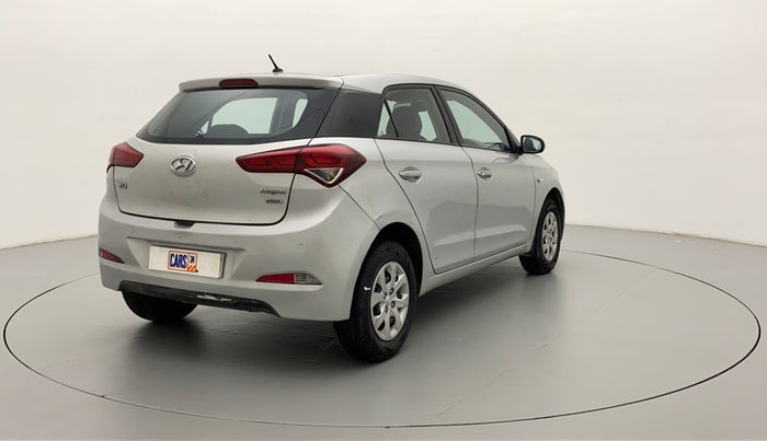 2015 Hyundai Elite i20 MAGNA 1.2, Petrol, Manual, 1,00,329 km, Right Back Diagonal