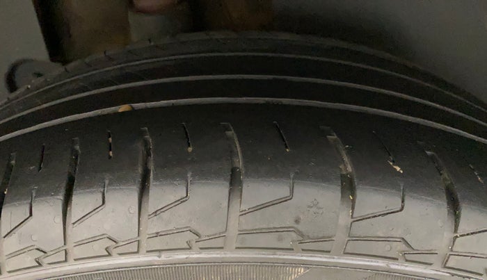 2022 KIA SELTOS HTX IVT 1.5 PETROL, Petrol, Automatic, 39,295 km, Right Rear Tyre Tread