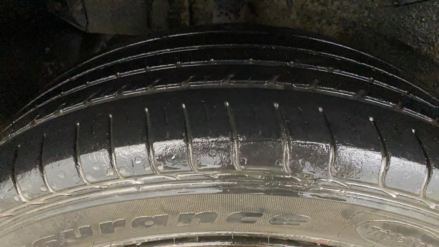 2019 Tata NEXON XM PETROL, Petrol, Manual, 42,042 km, Right Rear Tyre Tread